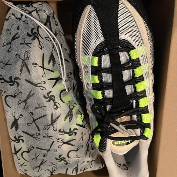 Air Max 95 DNHM - Picture 3 of 6